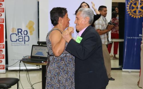 Colaboramos con el evento para adultos mayores del Club Rotario Moderno de Guayaquil